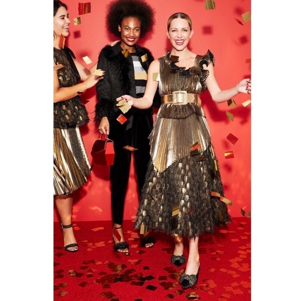 NEW Halogen x Atlantic-Pacific Pleated Asymmetrical Lamé Blouse in Metallic Gold